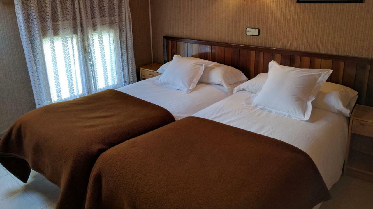 Hostal Talabart เลส ภายนอก รูปภาพ